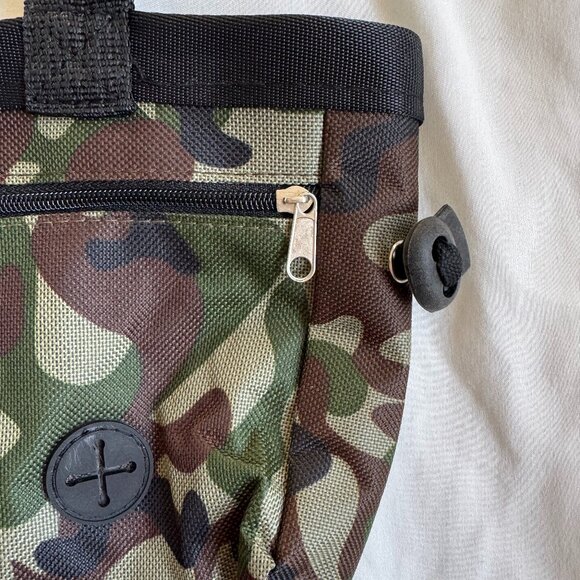 EUC Bulldog Depot Dog Training Treat Pouch & Waste Bag Dispenser, Olive CAMO - Picture 5 of 14